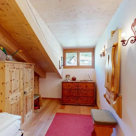 Piz Chalchagn Апартаменты Понтрезина